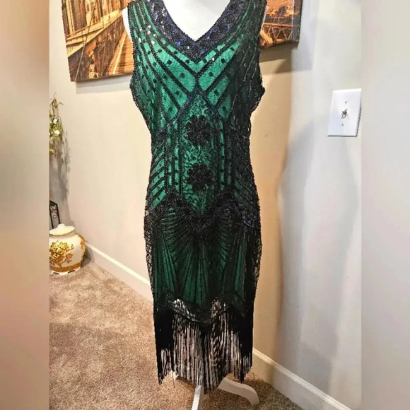 Dresses & Skirts - 1920's Style Green Beaded Dress/ Fringe (Great Gatsby}